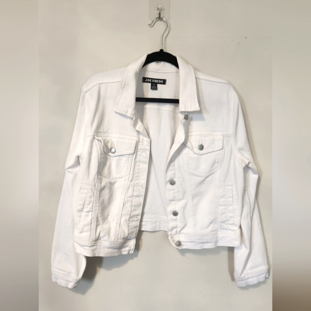 White Jeans coat